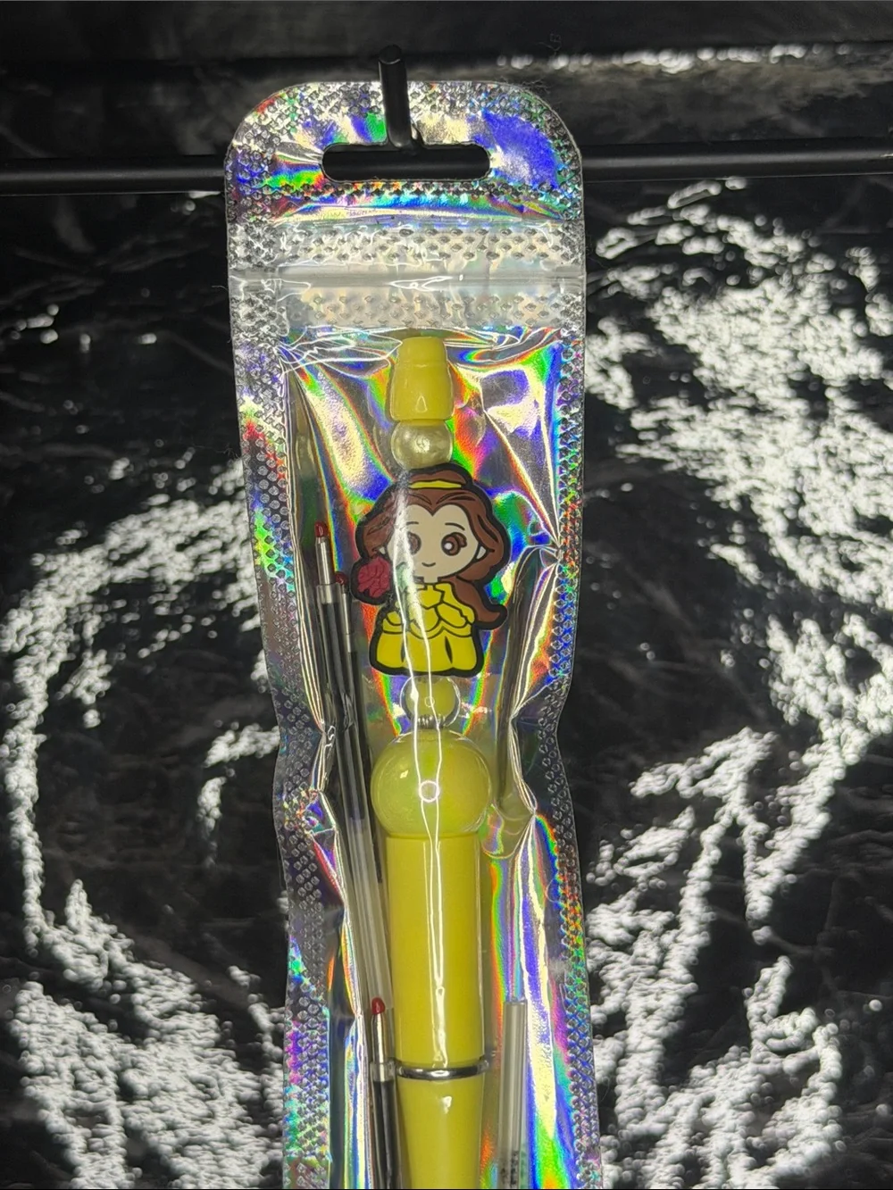 Belle Focal Bead Pen Black and Blue Ink